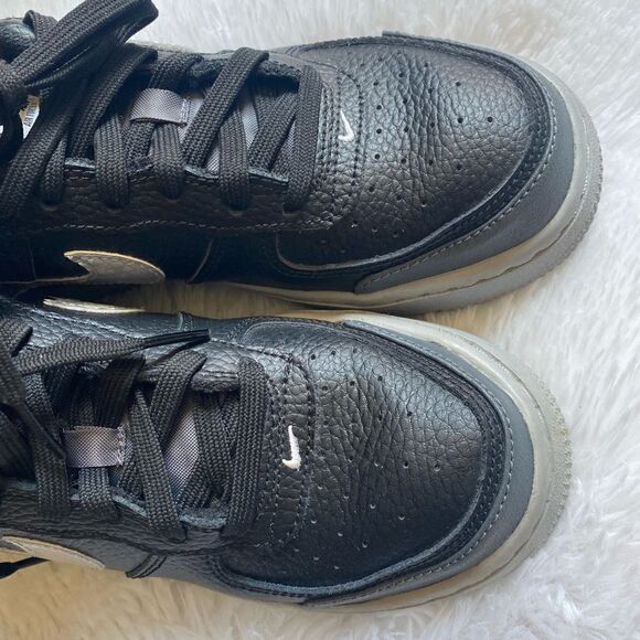 Nike Air Force 1 LV8 2 GS Under Construction Sneakers - Picture 3 of 13